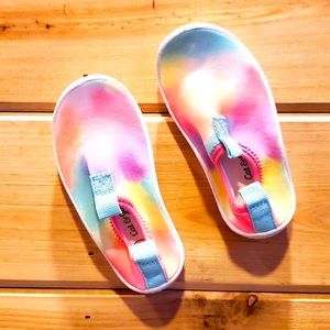 Cat and Jack Water Shoes